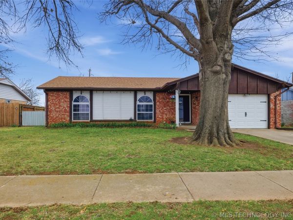 4908 Greenan Drive, Sand Springs, OK 74063