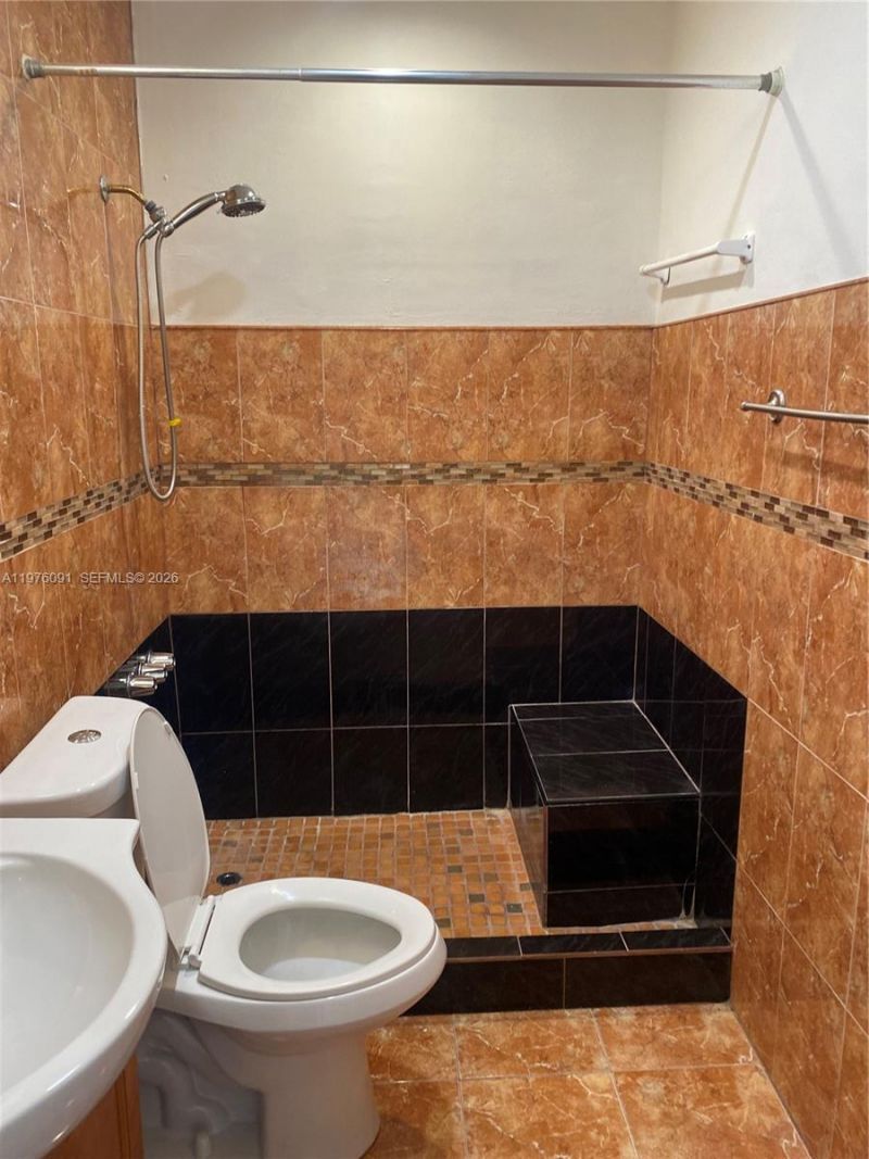 10701 NW 23rd Ave , Miami, FL 33167 Photo