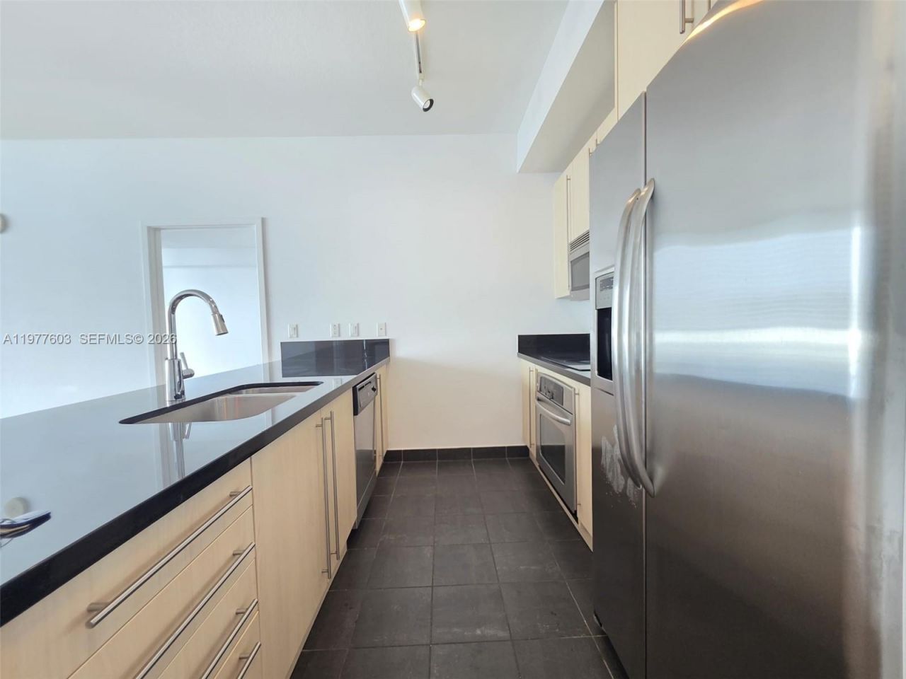 1111 SW 1st Ave , Unit 1823-N, Miami, FL 33130 Photo