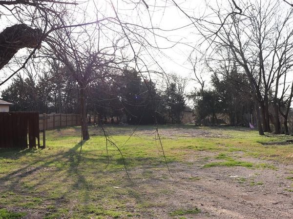 0 E Poplar Street , Italy, TX 76651