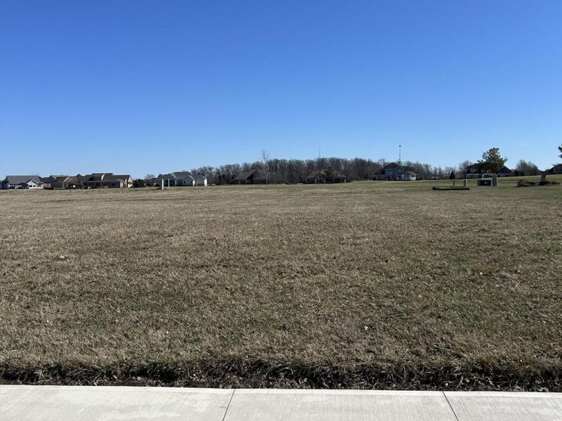 2100 Golfview Drive, Celina, OH 45822 Photo 2