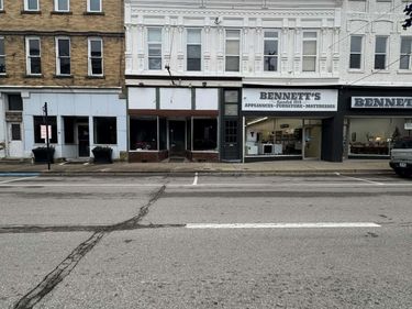 128 Main, Weston, WV 26452