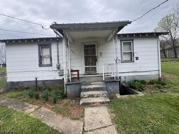 245 Riverside Drive, Weston, WV 26452
