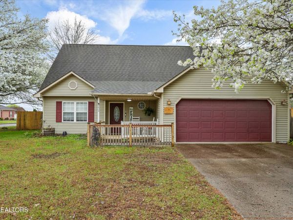 7605 Applecross Rd, Corryton, TN 37721