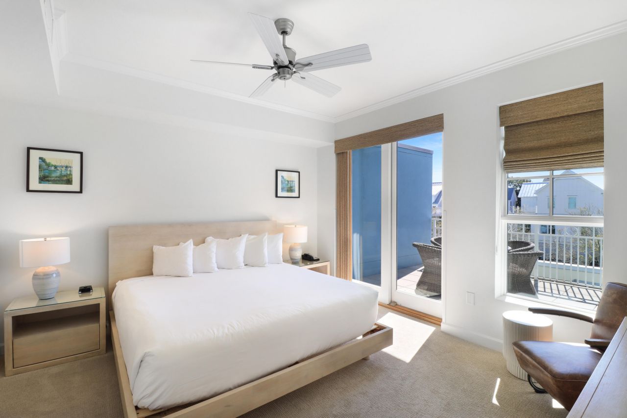 5802 Palmetto Drive Photo 6