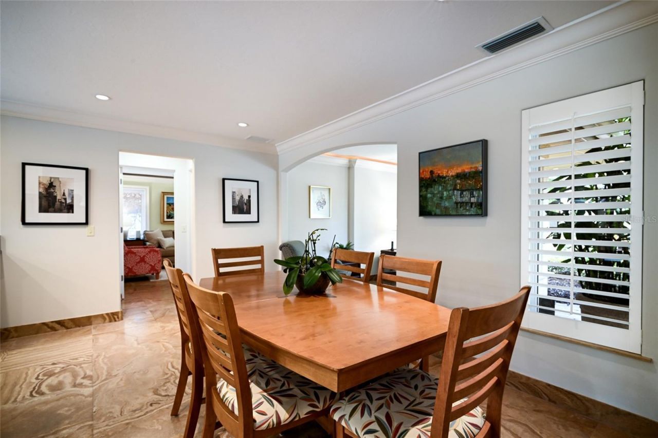 218 Robin Drive, Sarasota, FL 34236 Photo