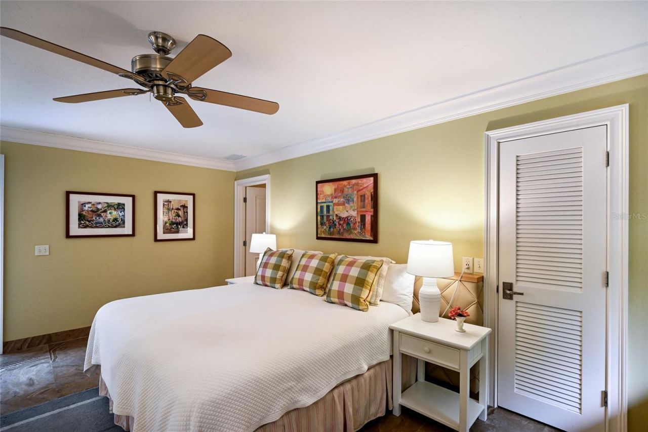 218 Robin Drive, Sarasota, FL 34236 Photo