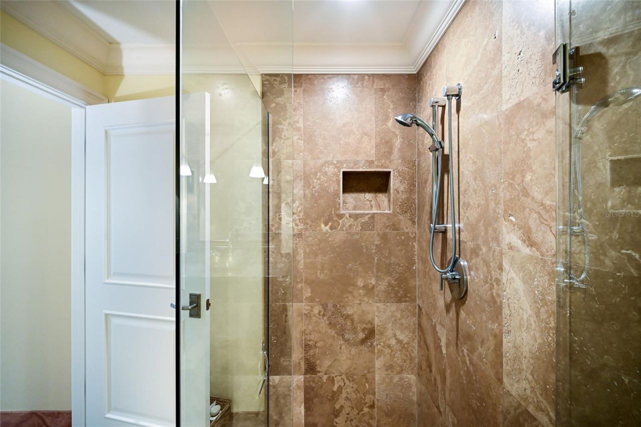 218 Robin Drive, Sarasota, FL 34236 Photo