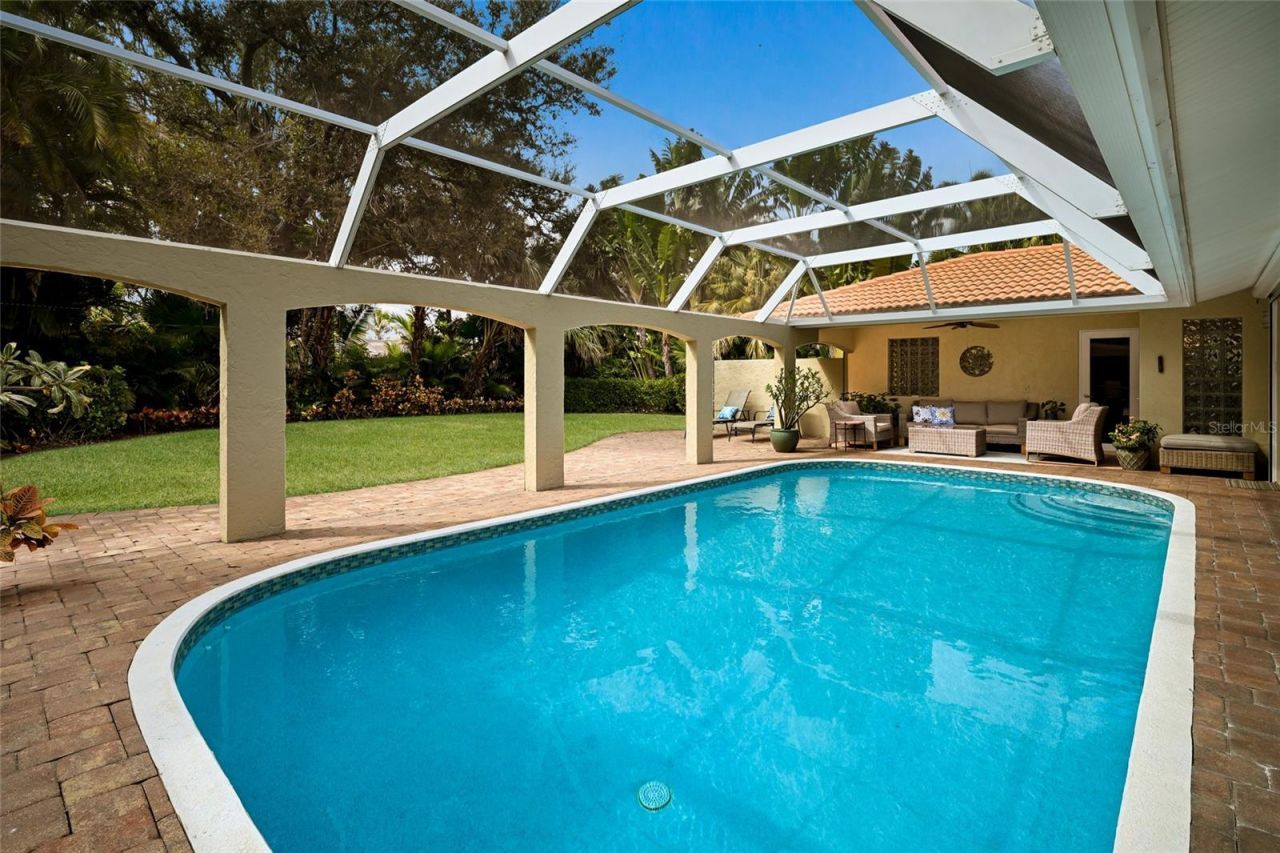 218 Robin Drive, Sarasota, FL 34236 Photo