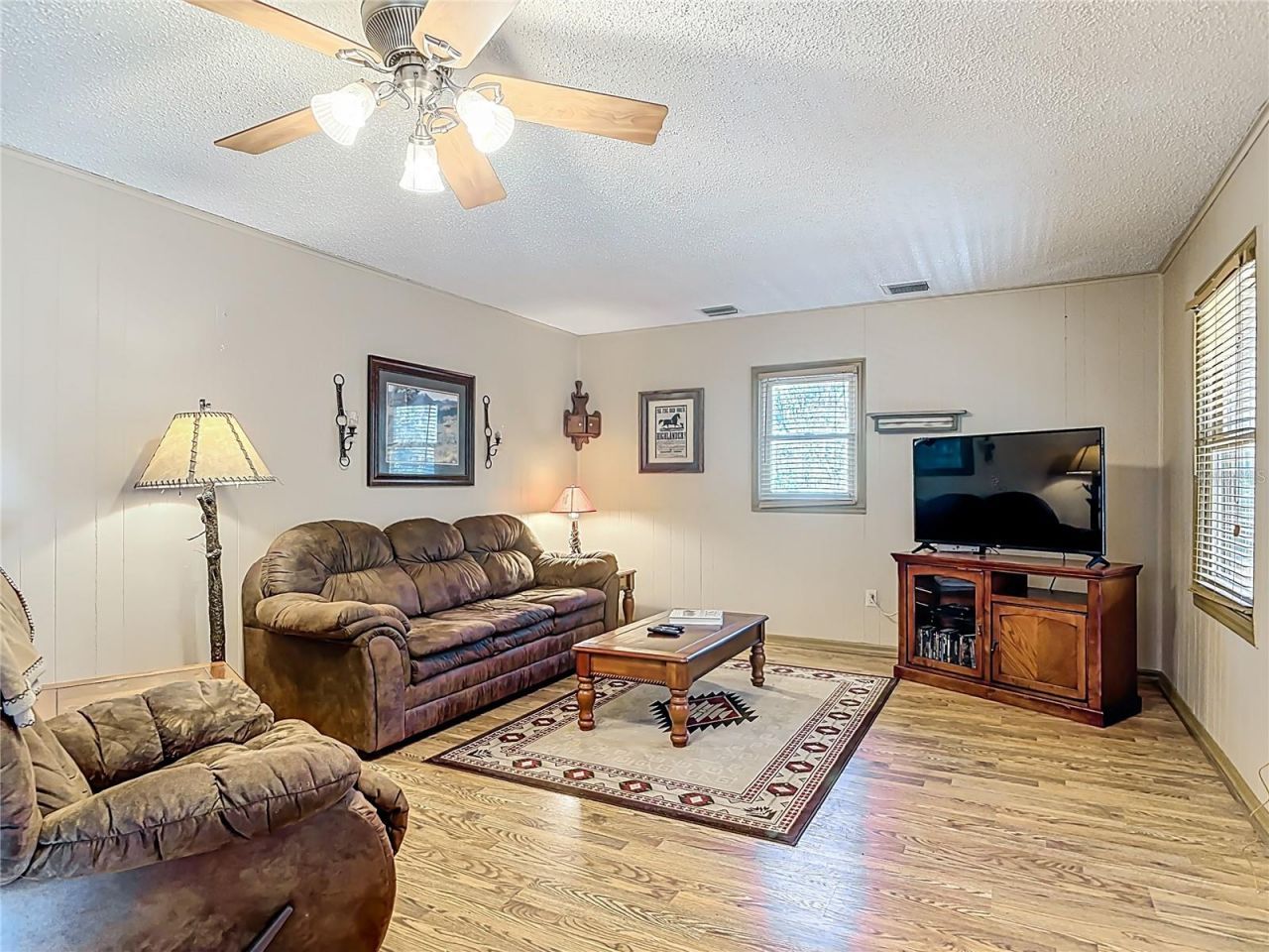 19534 Fox Den Lane , Altoona, FL 32702 Photo