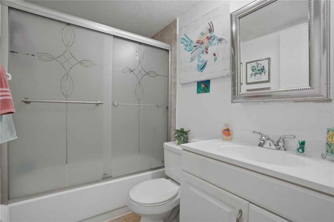 8565 Charter Club Circle, Unit 6, Fort Myers, FL 33919 Photo