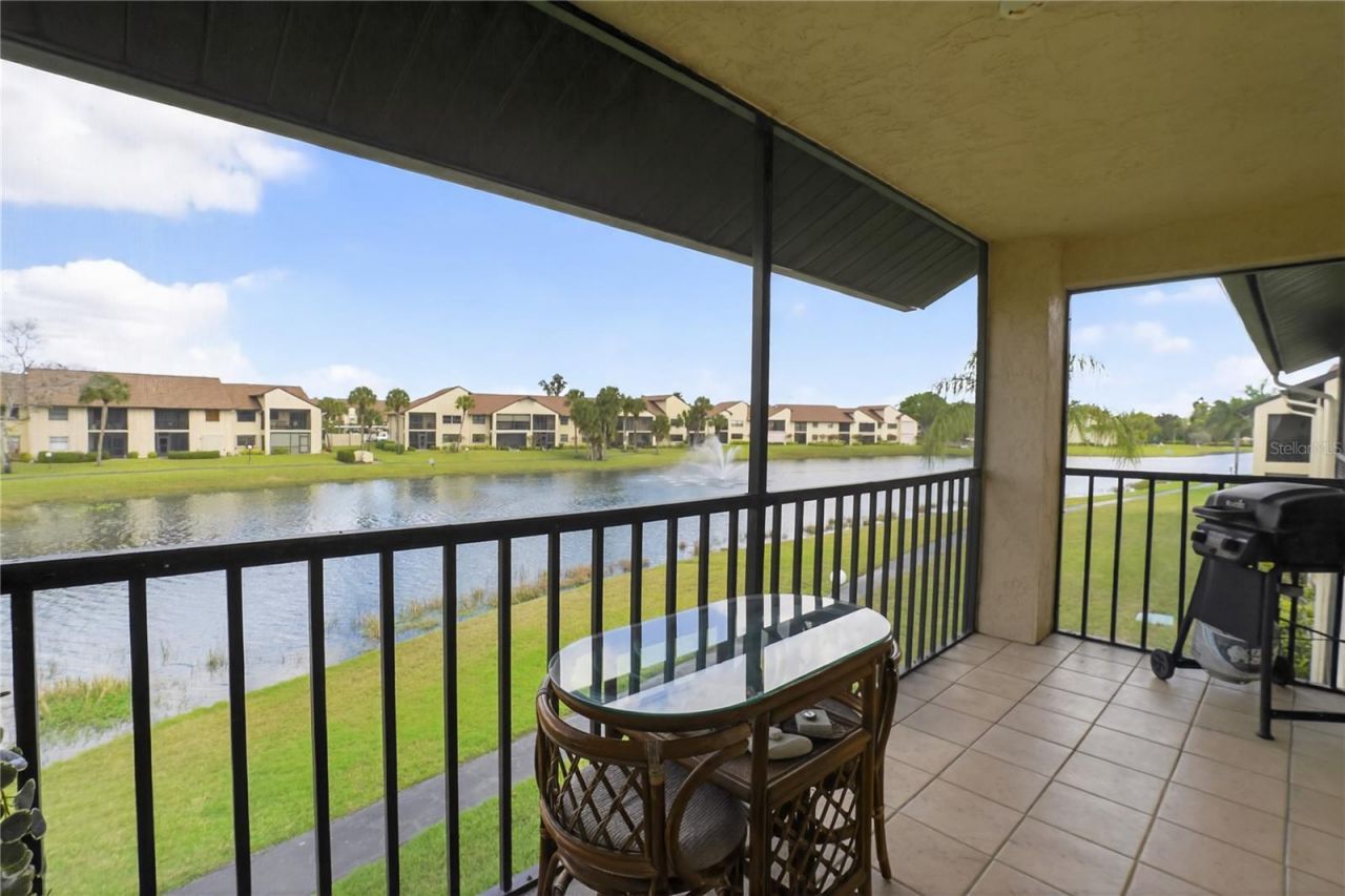 8565 Charter Club Circle, Unit 6, Fort Myers, FL 33919 Photo