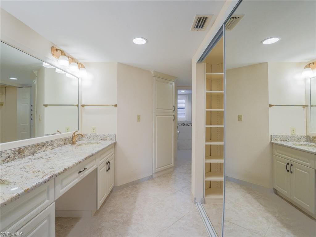 5890 Via Lugano, Naples, FL 34108 Photo