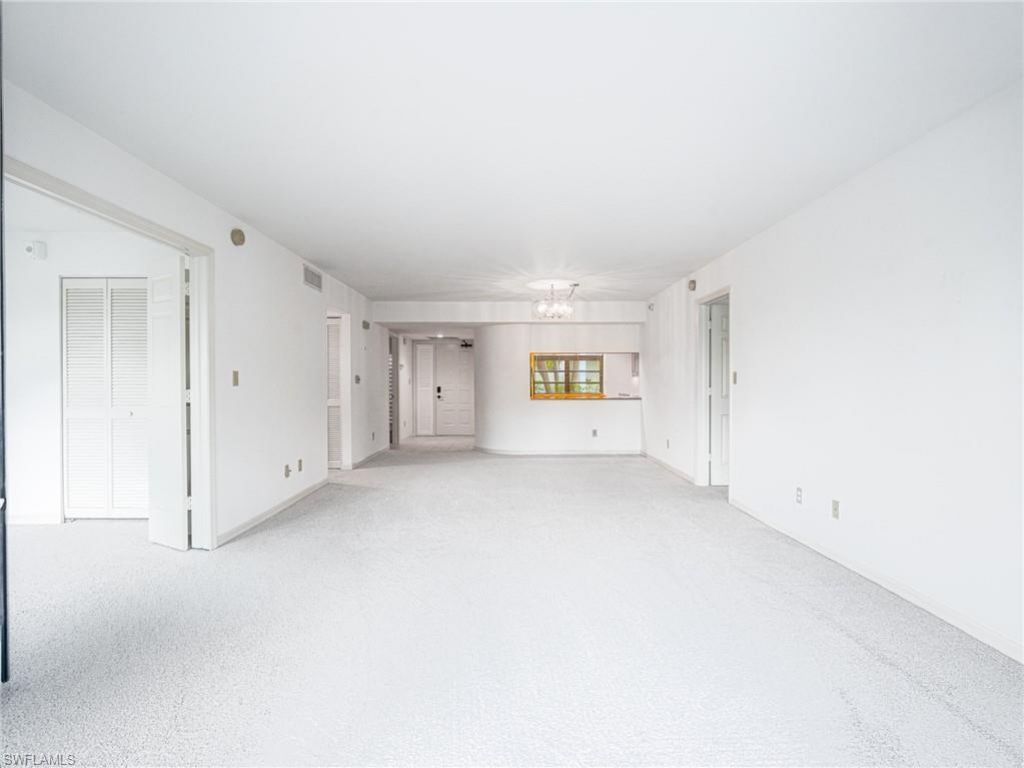 5890 Via Lugano, Naples, FL 34108 Photo