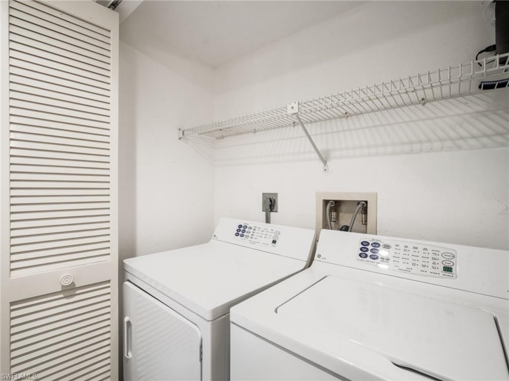 5890 Via Lugano, Naples, FL 34108 Photo