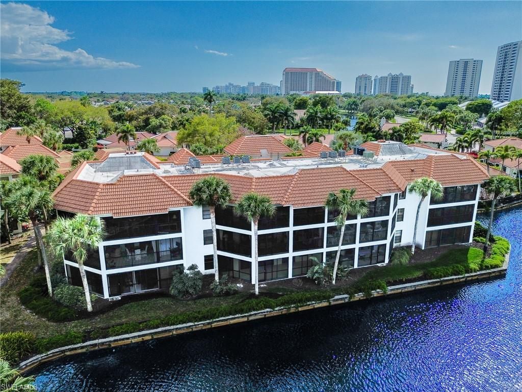 5890 Via Lugano, Naples, FL 34108 Photo