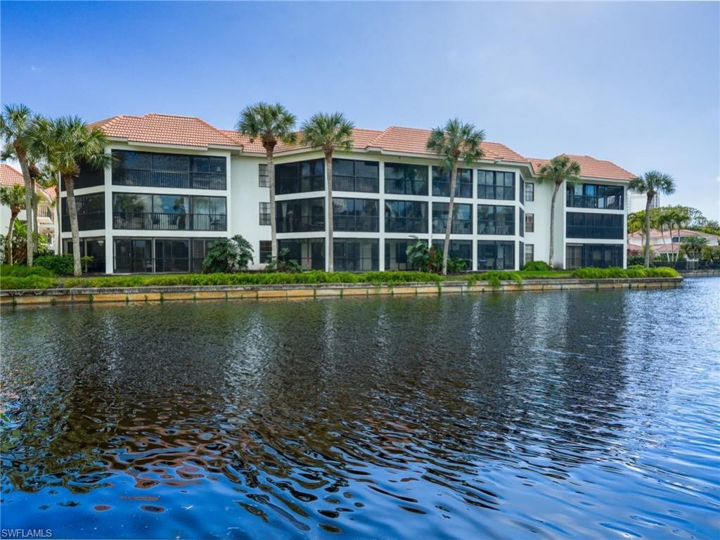 5890 Via Lugano, Naples, FL 34108 Photo