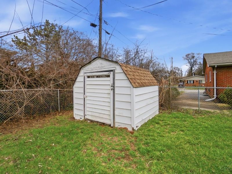 3213 Selden, Middletown, OH 45044 Photo 9