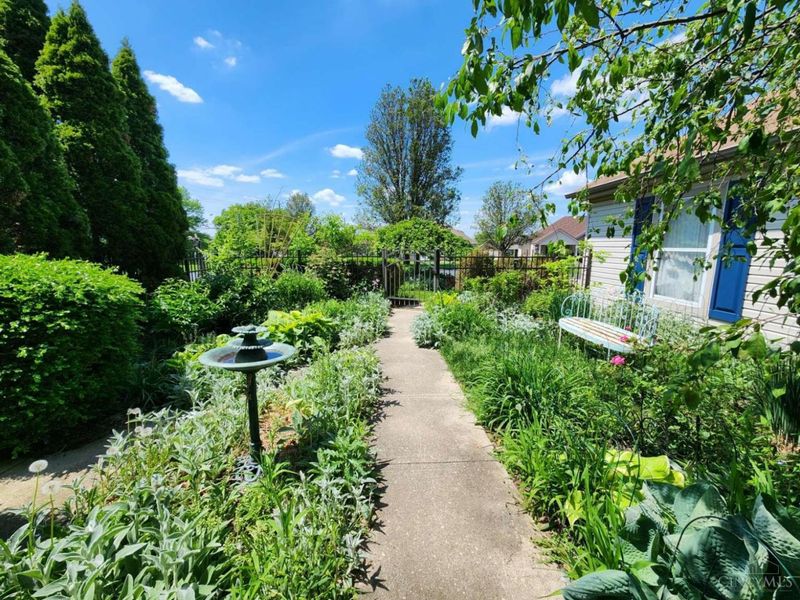 5588 W Fork Road, Cincinnati, OH 45247 Photo 24