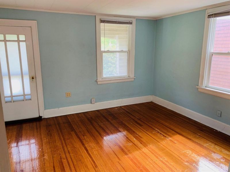 594 De Votie Avenue, Cincinnati, OH 45225 Photo 3