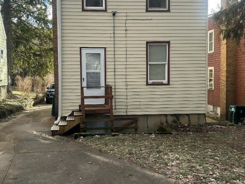 594 De Votie Avenue, Cincinnati, OH 45225 Photo 6