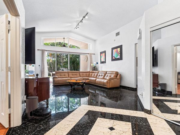 3274 NW 22nd Avenue, Oakland Park, FL 33309