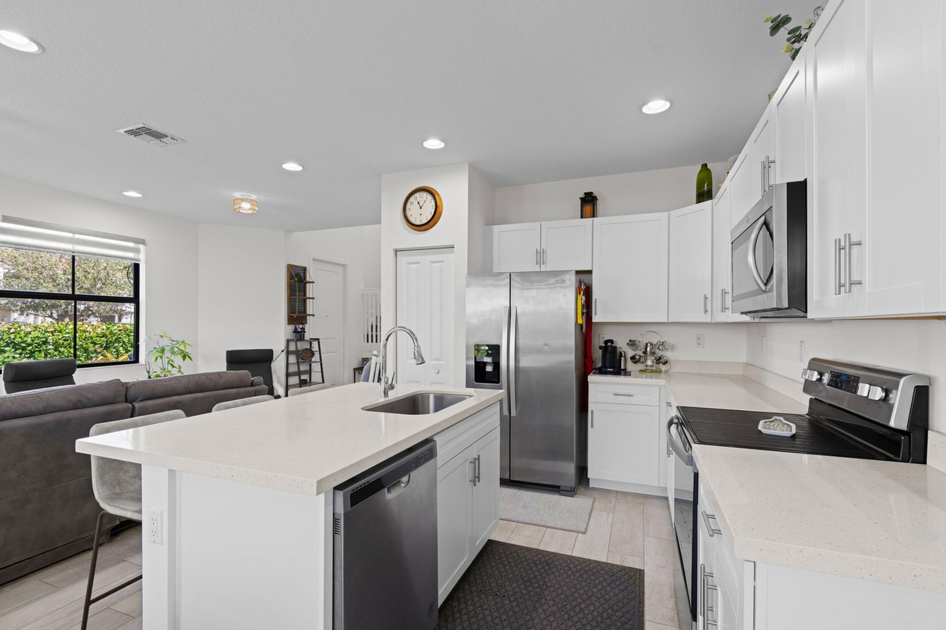 4021 Sycamore Cove, Riviera Beach, FL 33410 Photo