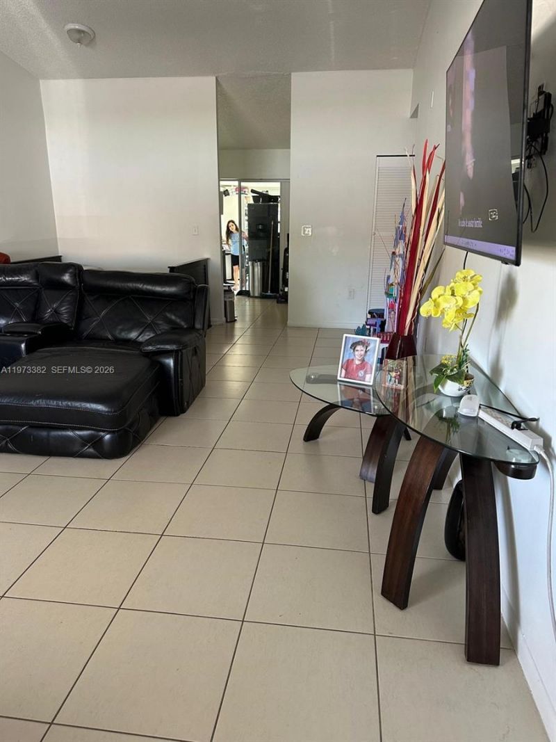 3242 NW 203rd St, Miami Gardens, FL 33056 Photo