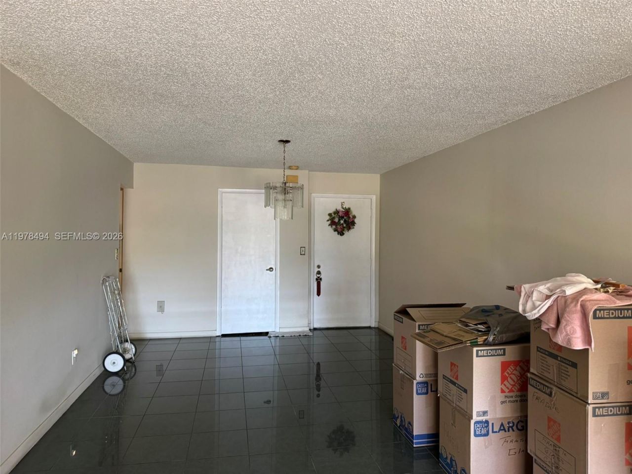9180 SE Fontainebleau Blvd , Unit 302, Miami, FL 33172 Photo