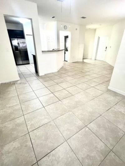 10600 NW 88th St, Unit 215, Doral, FL 33178 Photo