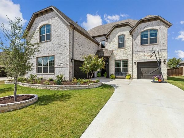 1014 Ember Crest Drive, Rockwall, TX 75087