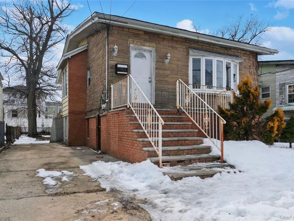 6529 Bayfield Avenue , Arverne, NY 11692