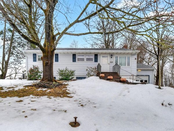 46 Stephanie Lane , Poughkeepsie, NY 12603