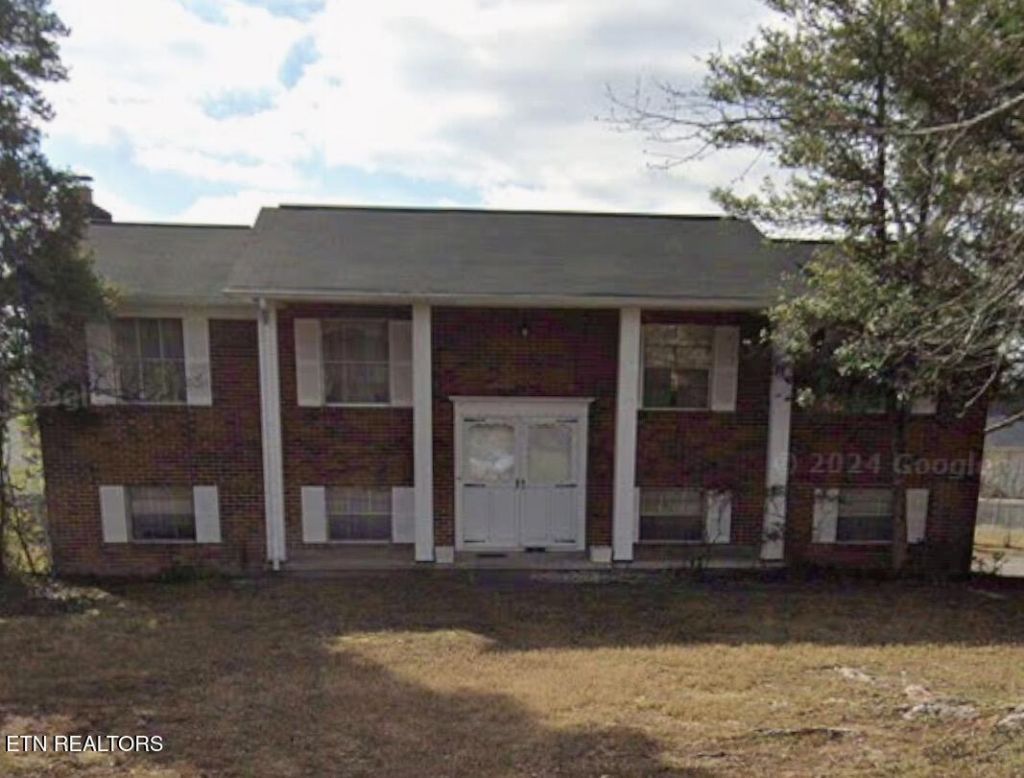 7713 Castlecomb Rd, Powell, TN 37849 Main Photo