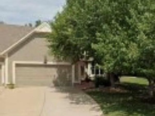 7406 W 148th Street, Overland Park, KS 66223