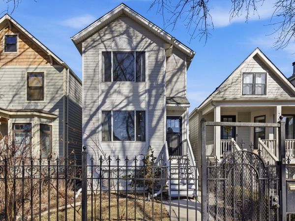 2926 W Belden Avenue , Chicago, IL 60647
