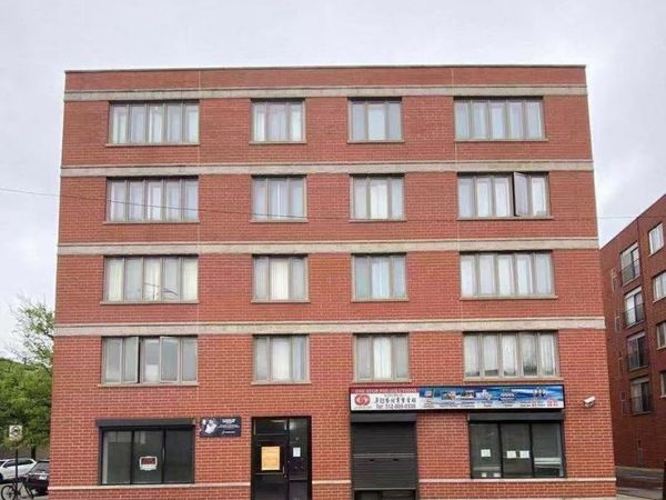 2738 S Wentworth Avenue, Unit 2F, Chicago, IL 60616