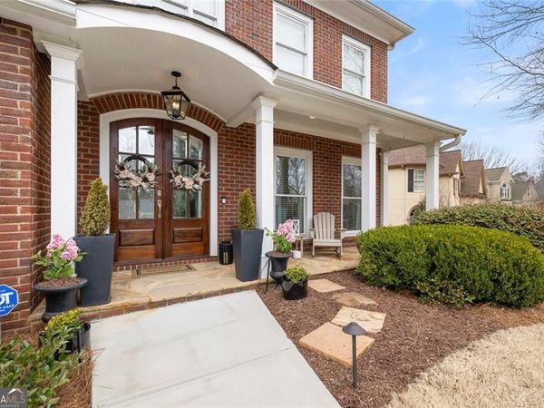 9310 Nesbit Lakes Drive, Alpharetta, GA 30022