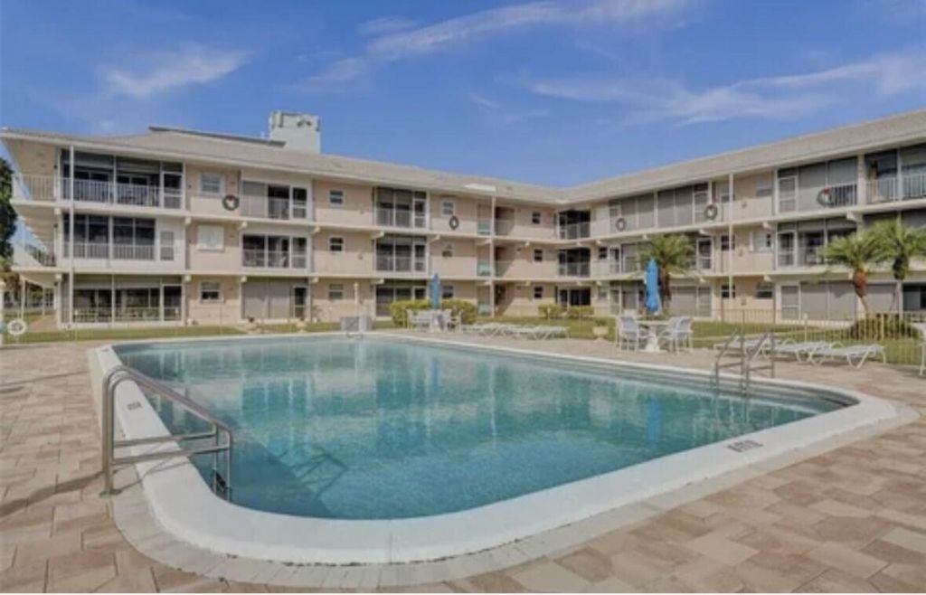 745 SE 19th Avenue, Unit 114, Deerfield Beach, FL 33441 Photo