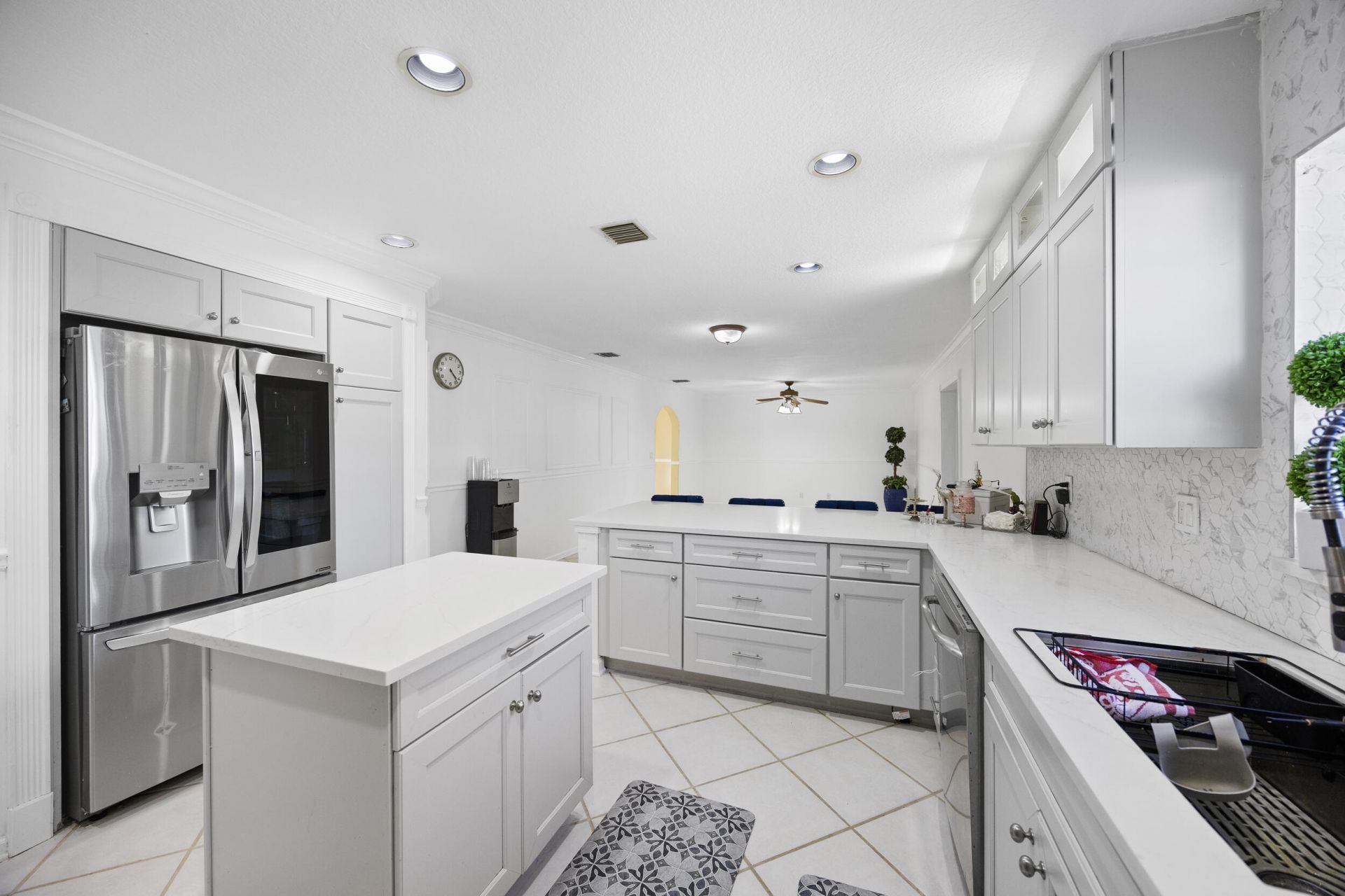 6934 Grapeview Boulevard, The Acreage, FL 33470 Photo
