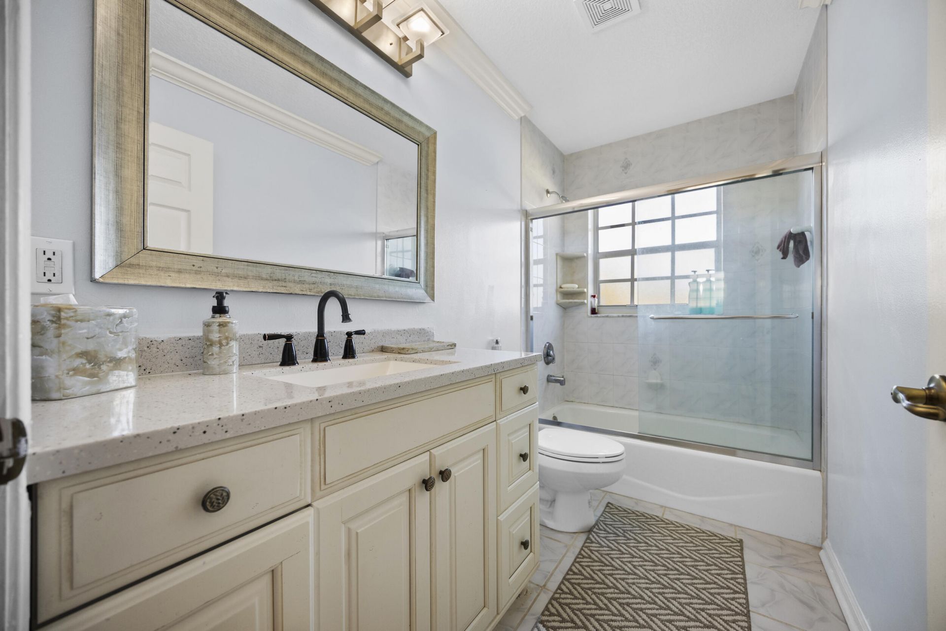 6934 Grapeview Boulevard, The Acreage, FL 33470 Photo