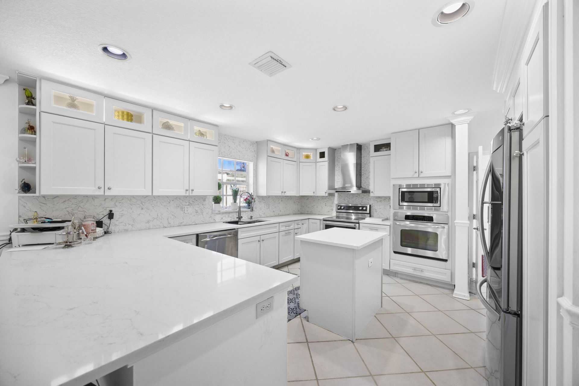 6934 Grapeview Boulevard, The Acreage, FL 33470 Photo