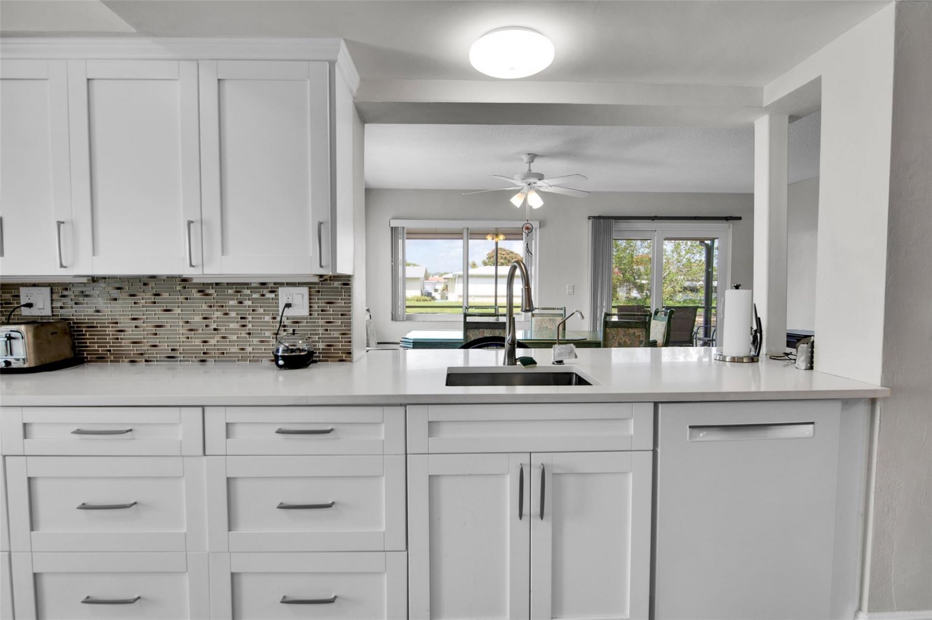 4905 NW 47th Avenue, Tamarac, FL 33319 Photo