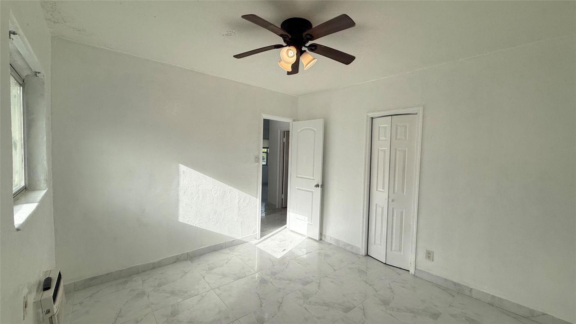 832 NW 10th Street, Unit 1, Hallandale Beach, FL 33009 Photo