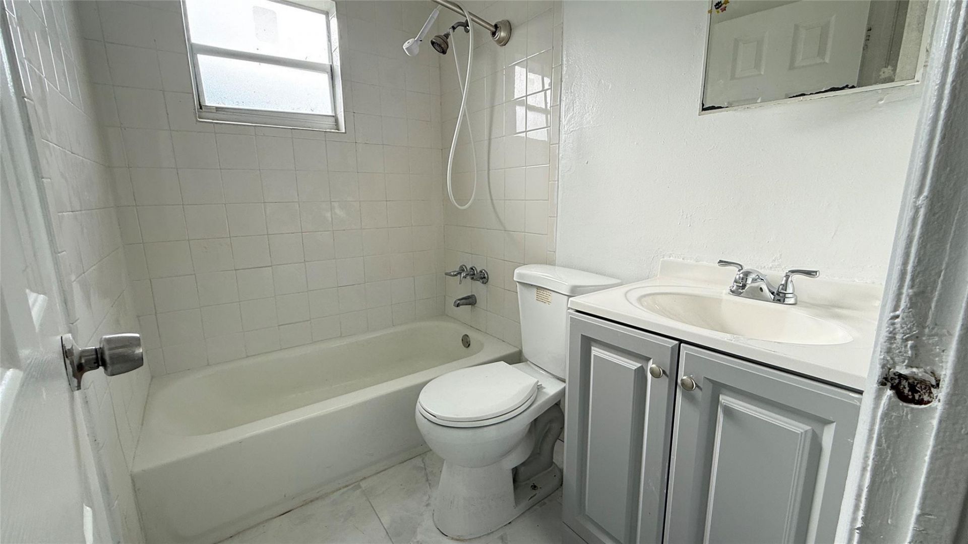 832 NW 10th Street, Unit 1, Hallandale Beach, FL 33009 Photo