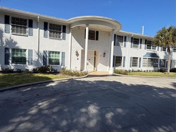 2161 NE 68th Street, Unit 323, Fort Lauderdale, FL 33308