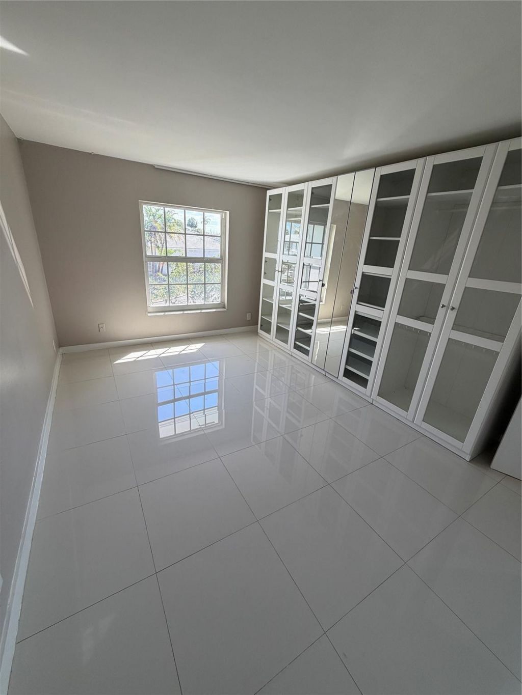 2161 NE 68th Street, Unit 323, Fort Lauderdale, FL 33308 Photo