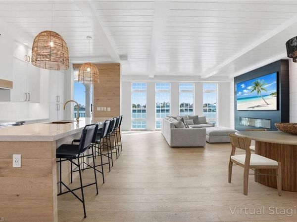 4000 Gulf Shore BLVD N, Unit 3000, NAPLES, FL 34103