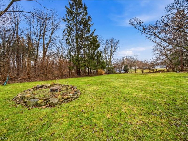 1930 E 52nd Street , Ashtabula, OH 44004 Photo 24