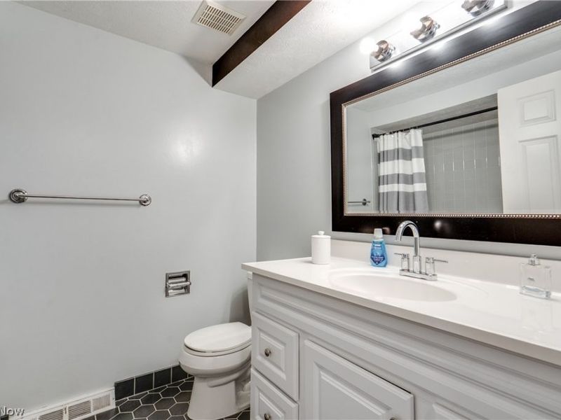 5880 Deepwood Trail, Solon, OH 44139 Photo 35